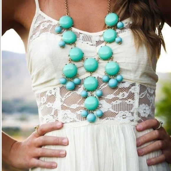 Mint Bubble Necklace - Picture 8 of 8